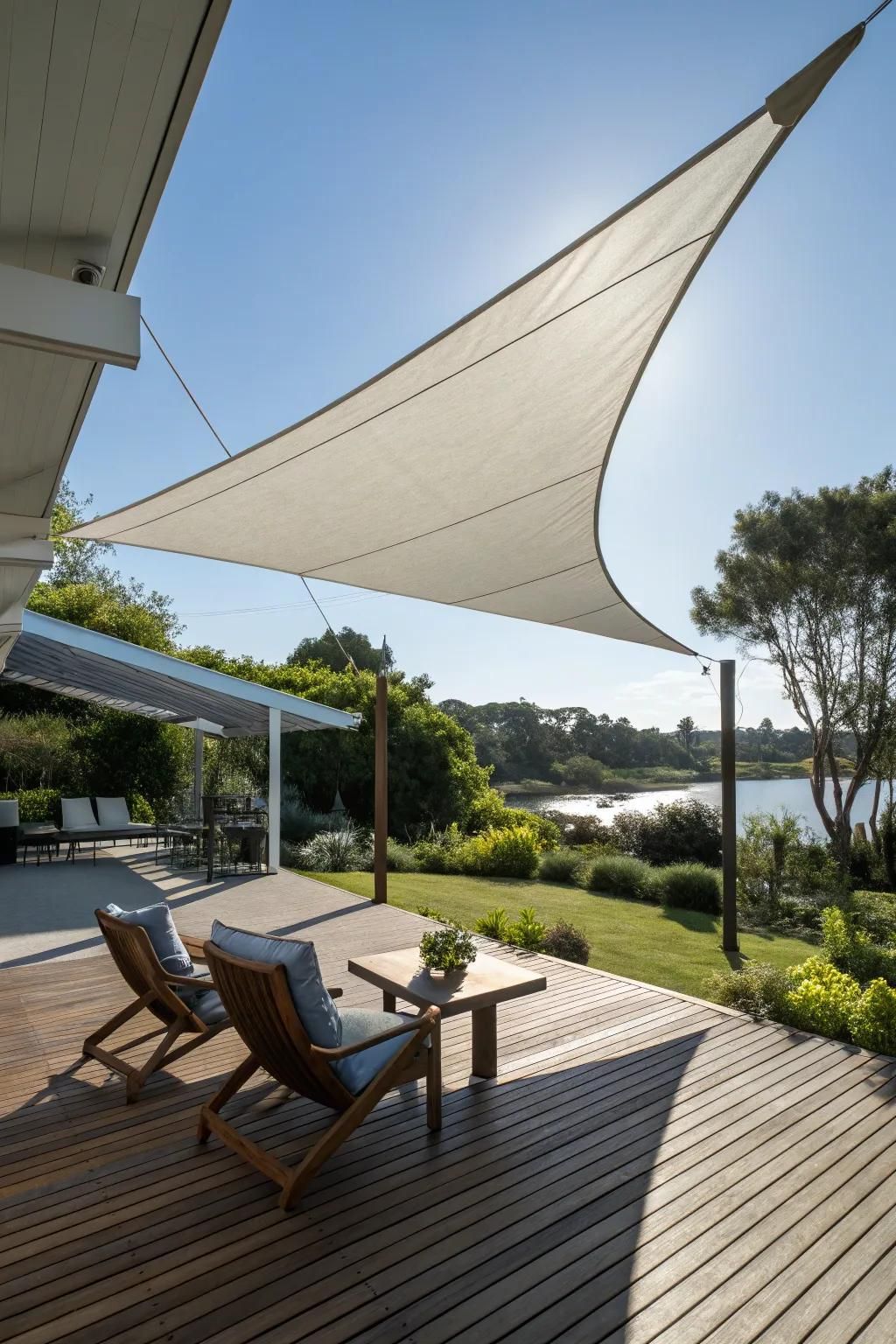 Triangular sails: modern solutions for sleek shade.
